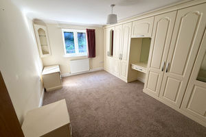 Bedroom- click for photo gallery